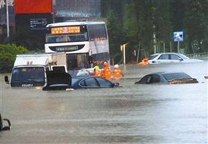 暴雨过后的追问 城市能否应对极端天气