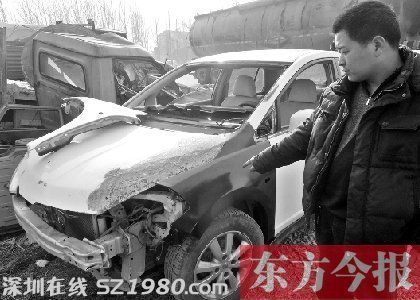 死者家属向记者指出，就是这辆肇事车