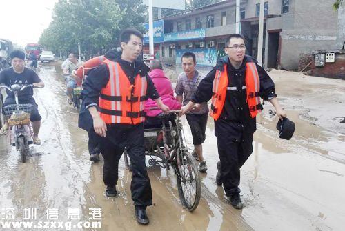 河北邢台遭洪灾 降水量已经达到300余毫升现已致9人死亡